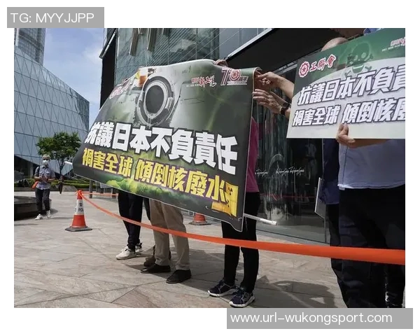 熊类踪迹现身草坪日本J3福岛联决定暂停球迷参观活动 熊类踪迹现身草坪日本J3福岛联决定暂停球迷参观活动