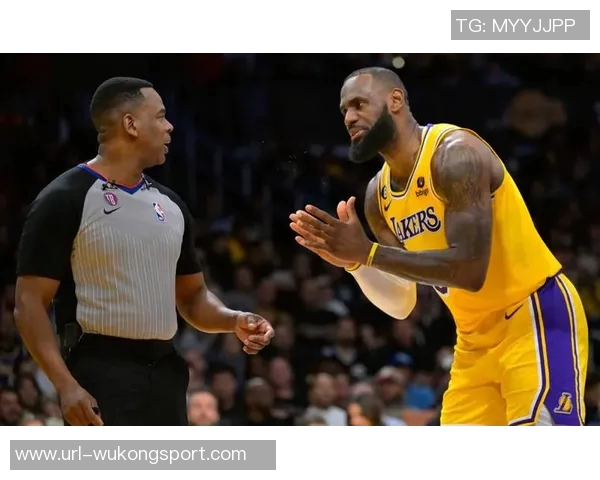 大莫里斯谈湖人对詹姆斯的态度认为缺乏应有的尊重令人困惑