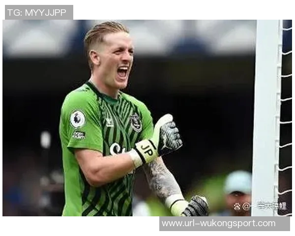 阿玛德社交媒体分享摸姆伯莫光头视频齐尔克泽调侃为何不能参与摸头活动