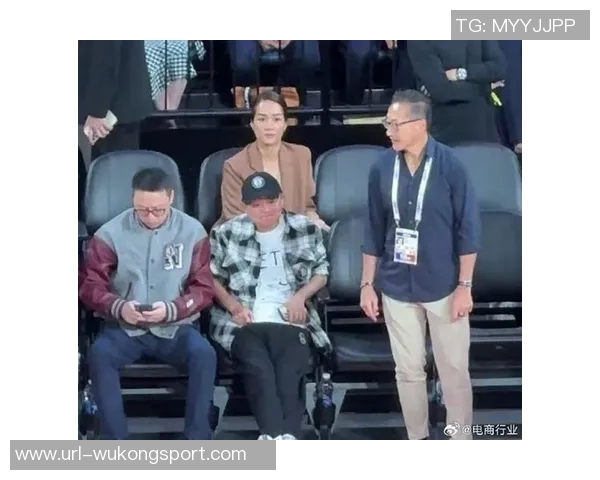 蔡崇信分享与成龙互动照片篮网季前赛将在澳门举行