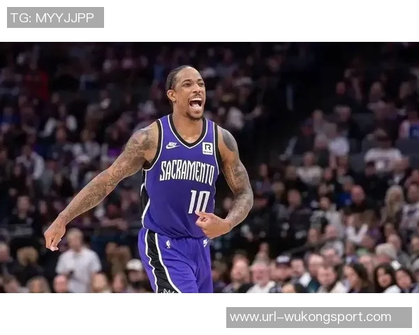 勇士与国王半场激战库里表现出色德罗赞拉文威少各有贡献 勇士与国王半场激战库里表现出色德罗赞拉文威少各有贡献