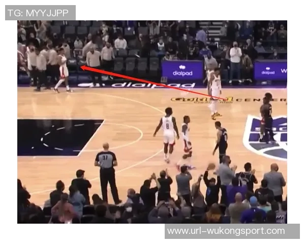 国王队官推幽默庆祝火箭主场胜利新年传统再现打击盗版的创意方式 国王队官推幽默庆祝火箭主场胜利新年传统再现打击盗版的创意方式