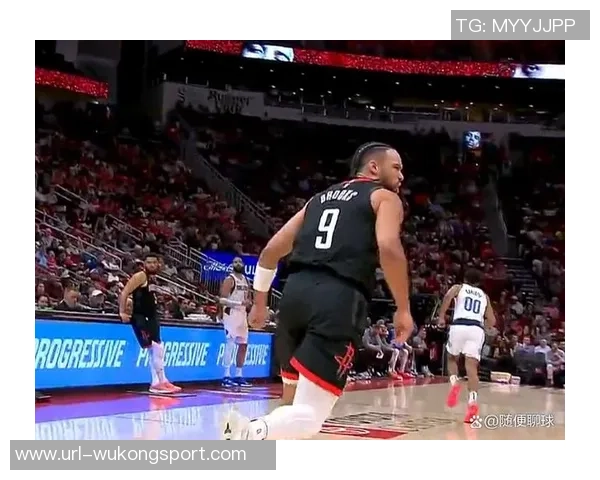 狄龙表现出色却因技术犯规和恶意犯规遗憾葬送比赛胜利 狄龙表现出色却因技术犯规和恶意犯规遗憾葬送比赛胜利