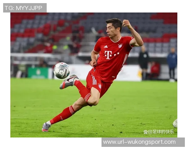 莱万年薪超2000万欧愿降薪留巴萨展现忠诚态度