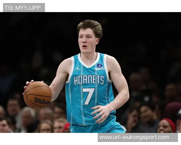 克尼佩尔下半场发力却三分失准11投5中仅得12分4篮板表现平平